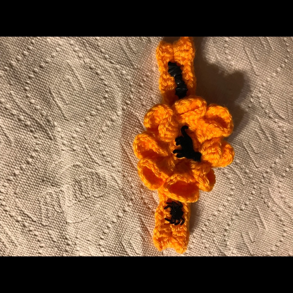 Baby hand made crochet head band